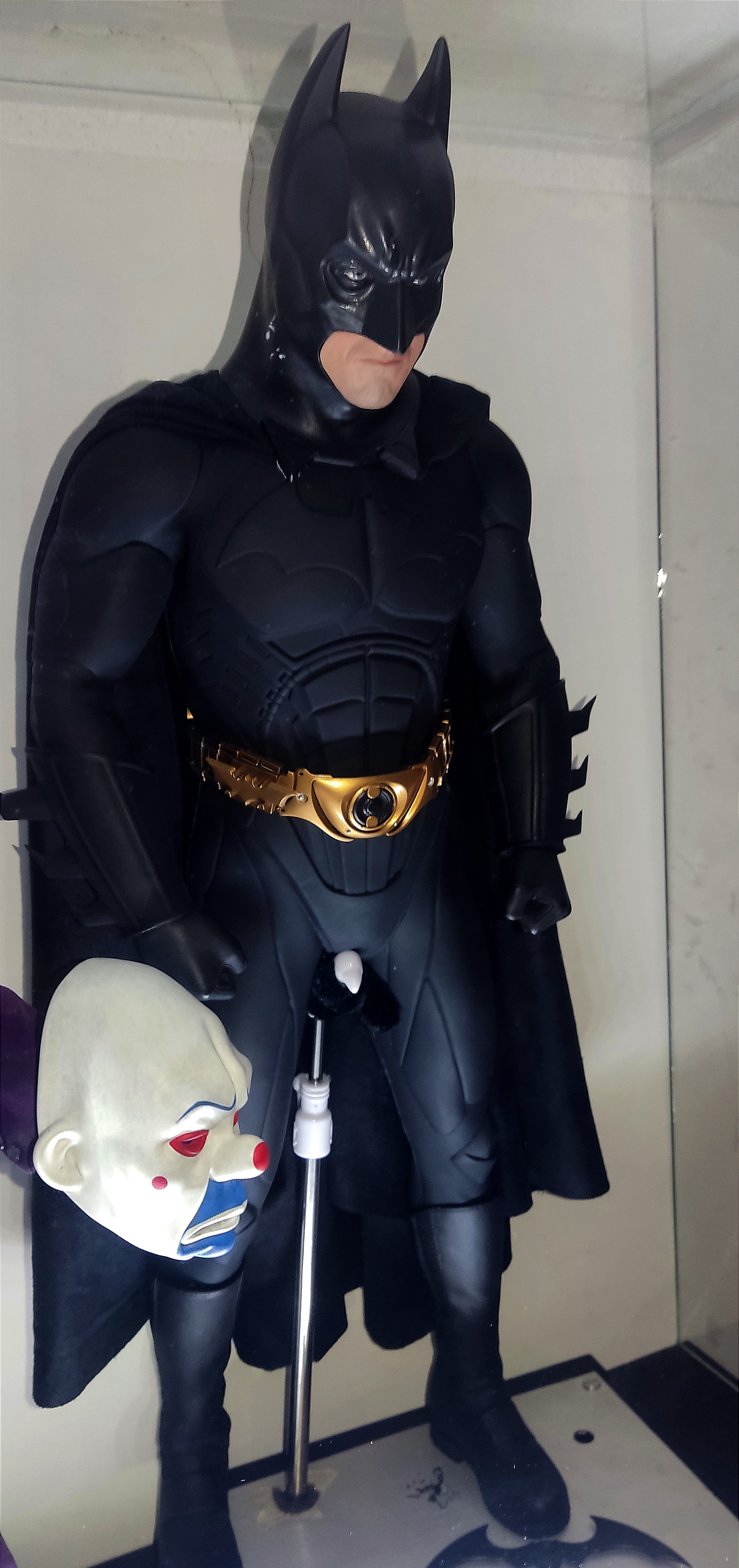 Hot Toys - MMS 595/596 - Batman Begins: Batman & Batmobile 1/6 Scale ...