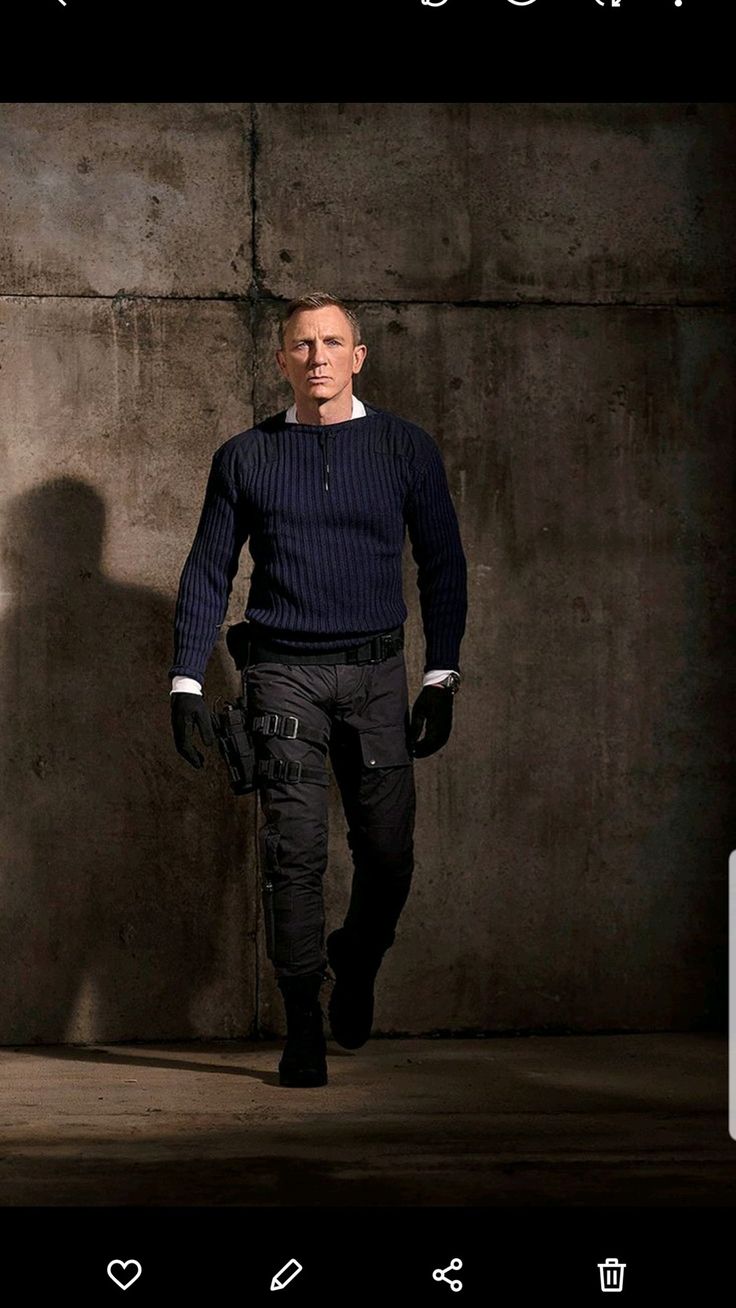Hot Toys - MMS 803 - No Time to Die: James Bond 1/6 Scale Collectible ...